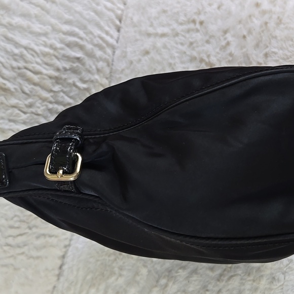 Kate Spade Black Hobo Bag with Gold Hardware In GUC - Picture 5 of 10